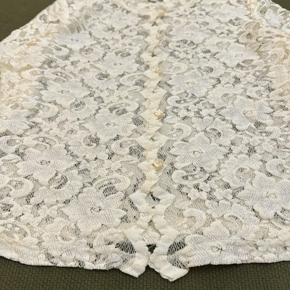 White Lace Mock Neck Button Up Blouse - Picture 4 of 15